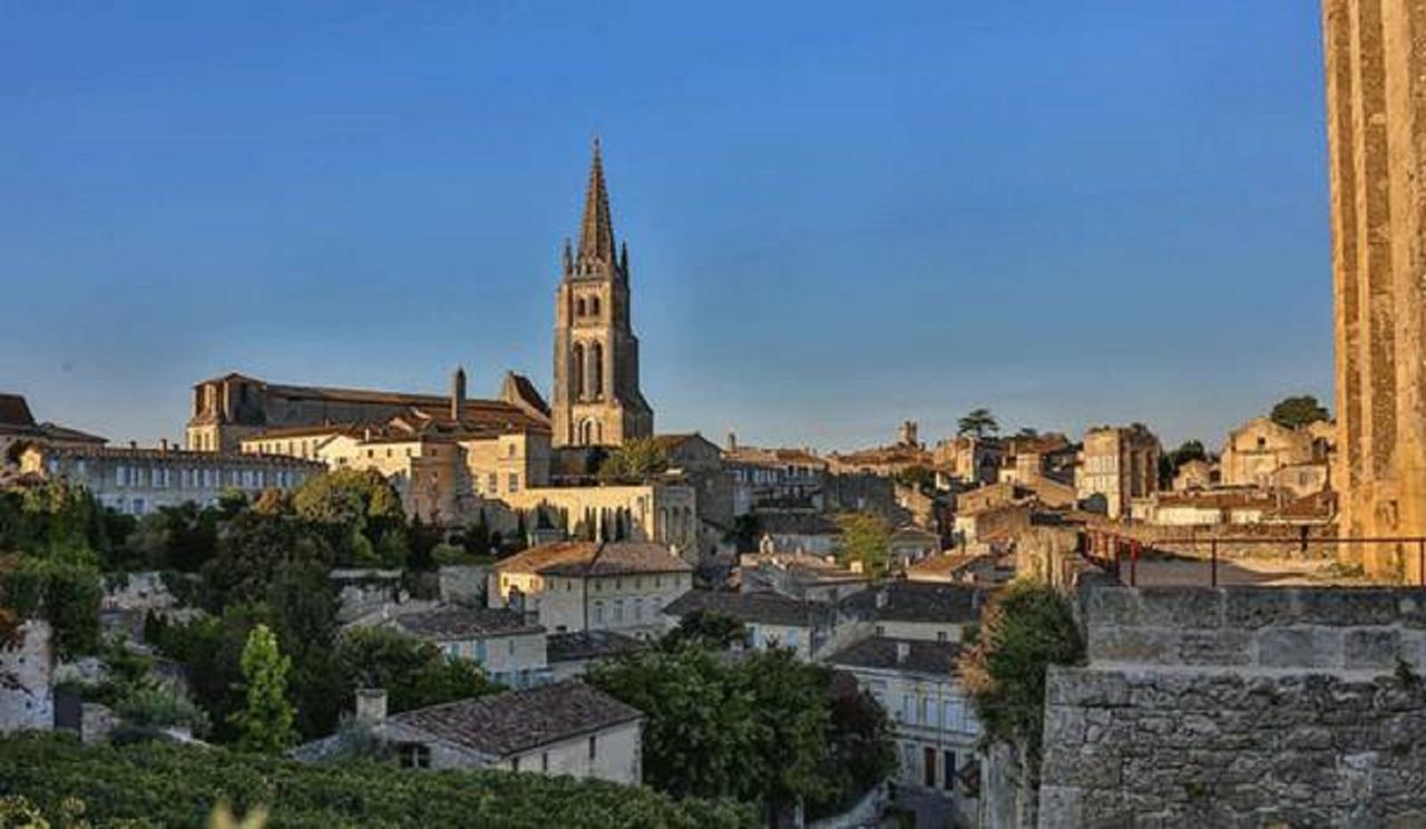Chateau De La Ligne Lignan-de-Bordeaux Exterior photo
